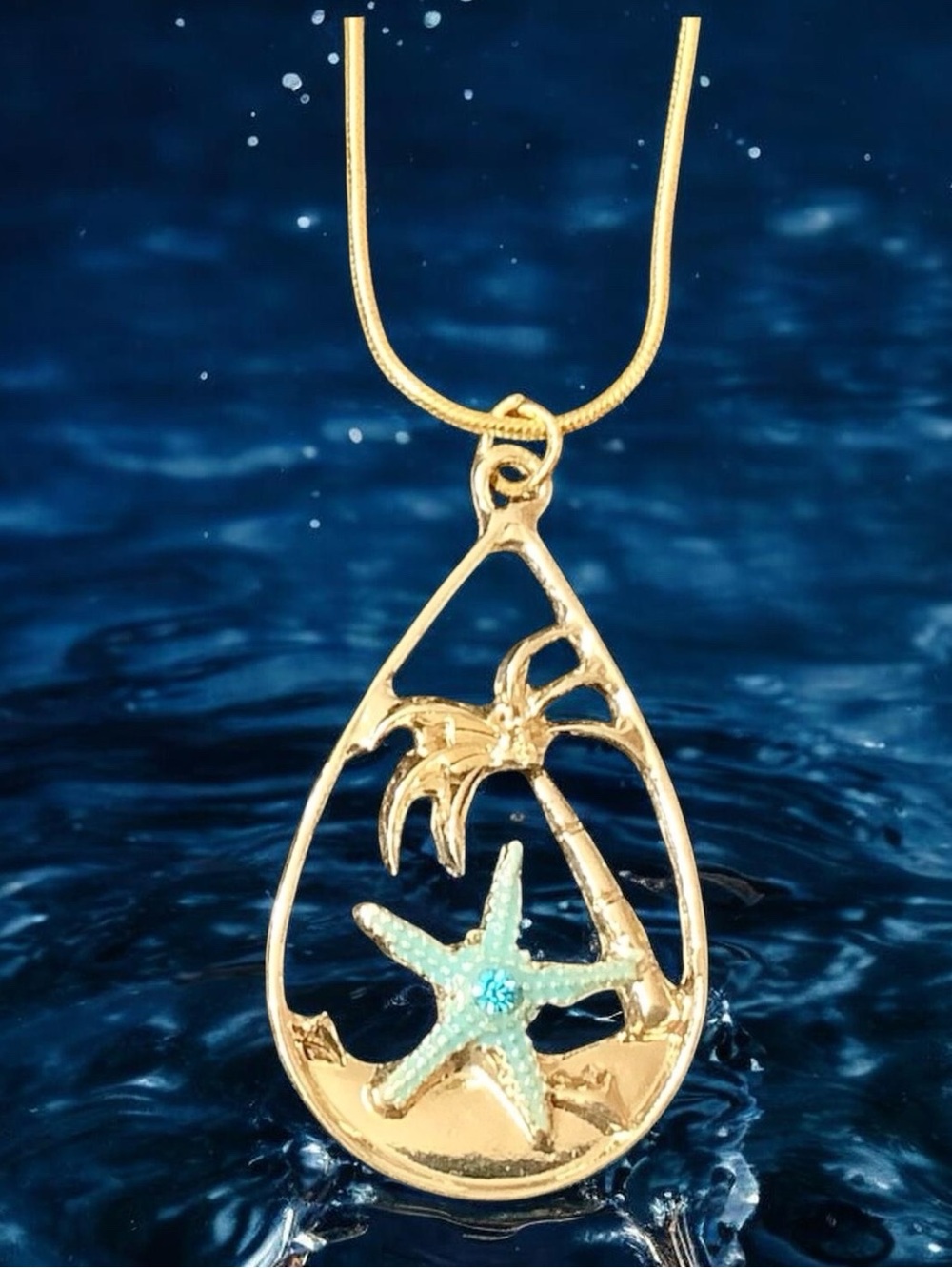 Gold Palm Tree and Starfish Pendant Necklace NWT